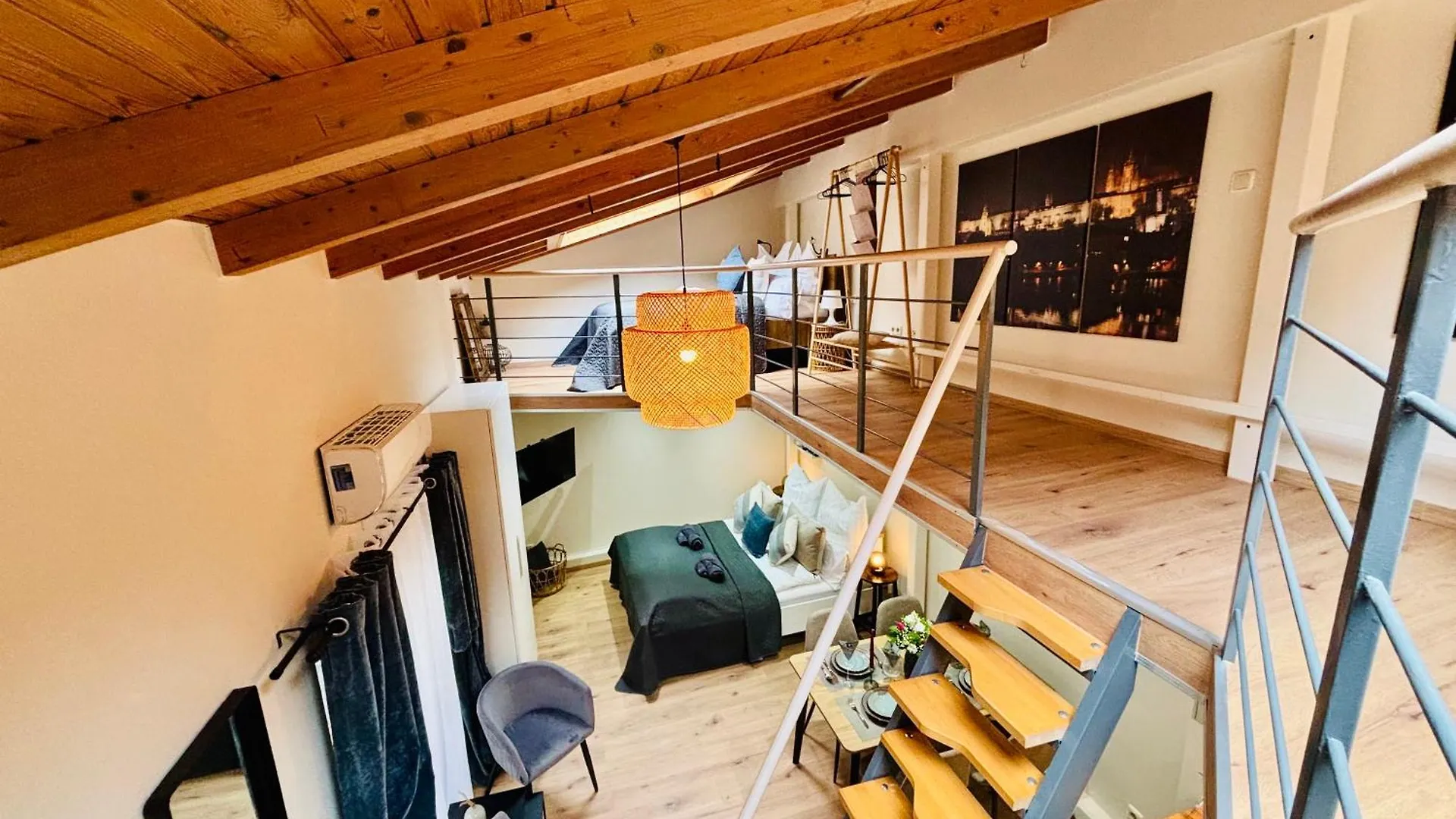 Moondayhomes - Toplocation I 4Persons I Gallery Maisonette Boutique Apartment Pera Frankfurt nad Mohanem Německo