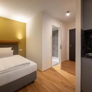 Brera Serviced Frankfurt West Aparthotel