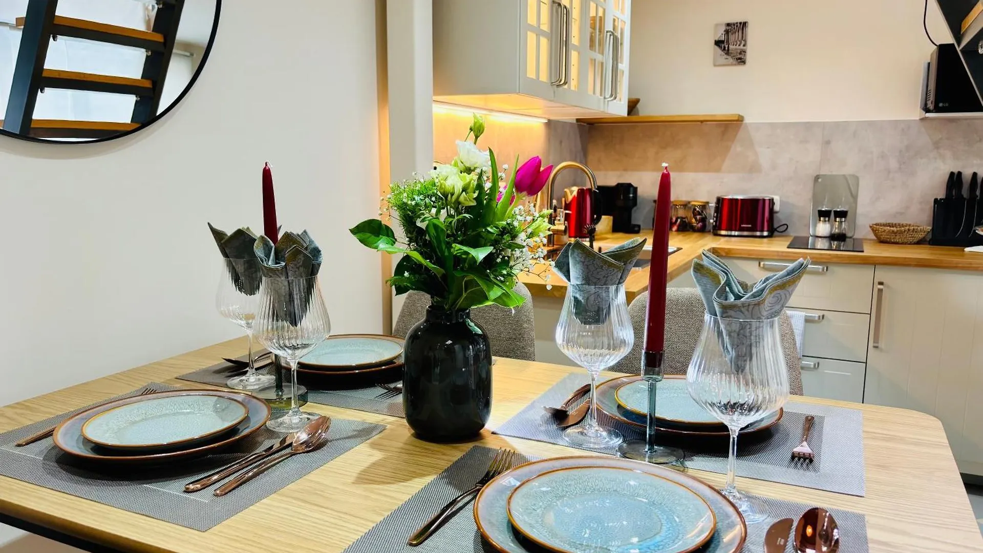 Moondayhomes - Toplocation I 4Persons I Gallery Maisonette Boutique Apartment Pera Frankfurt am Main Germany