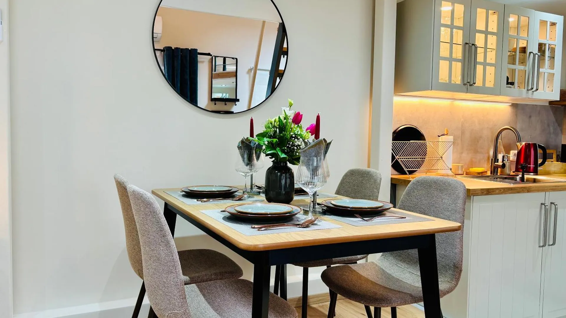 Moondayhomes - Toplocation I 4Persons I Gallery Maisonette Boutique Apartment Pera Frankfurt am Main 0*,  Germany