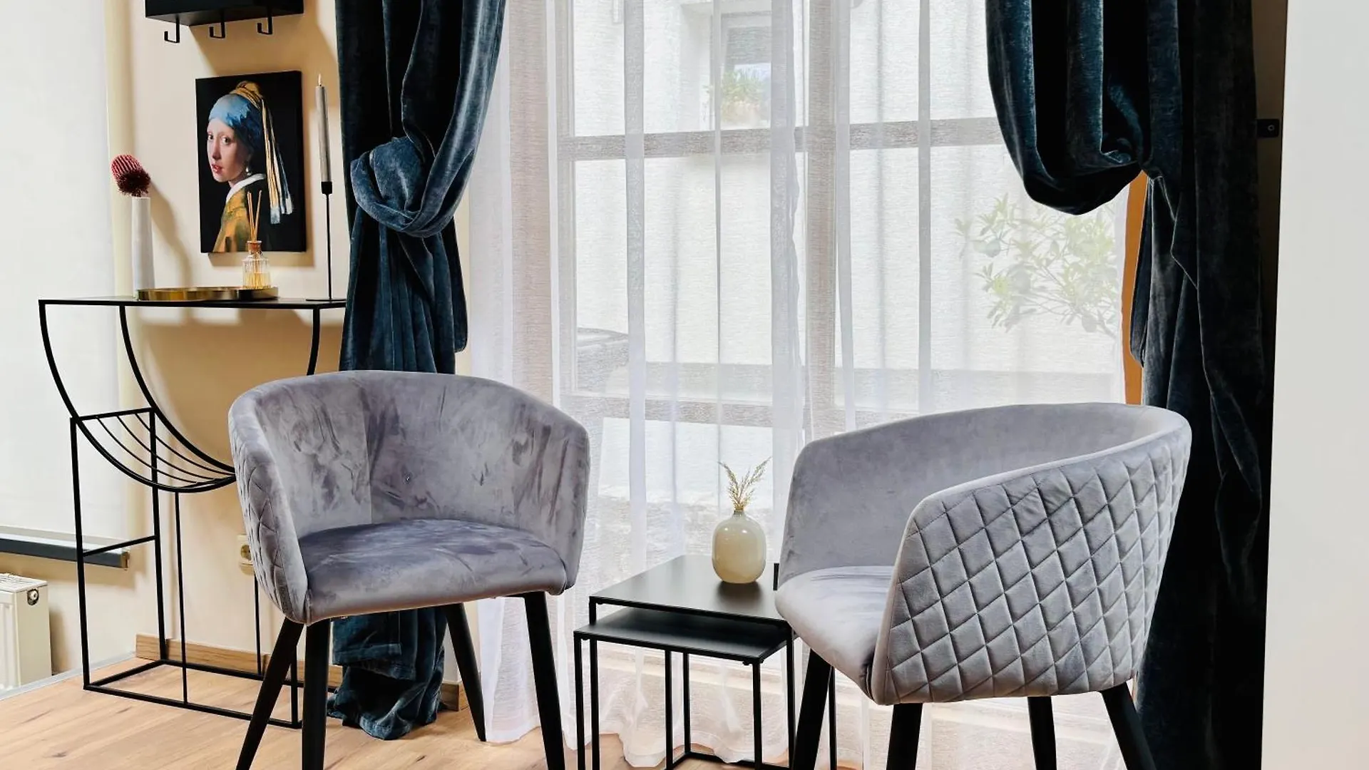 Moondayhomes - Toplocation I 4Persons I Gallery Maisonette Boutique Apartment Pera Frankfurt am Main