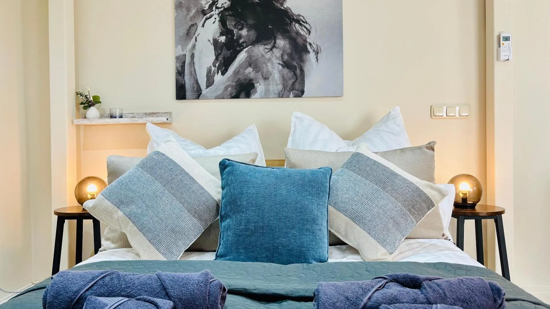 Moondayhomes - Toplocation I 4Persons I Gallery Maisonette Boutique Apartment Pera Frankfurt am Main